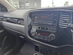 2019 Mitsubishi Outlander LS