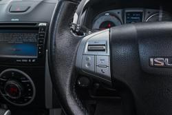 2015 Isuzu MU-X LS-T