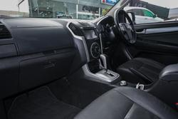 2015 Isuzu MU-X LS-T