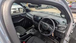 2025 Isuzu D-MAX X-RIDER