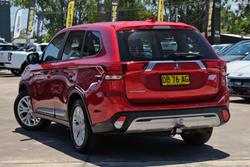 2021 Mitsubishi Outlander ES