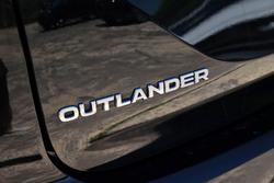 2023 Mitsubishi Outlander Exceed Tourer