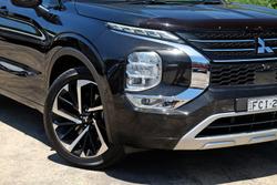 2023 Mitsubishi Outlander Exceed Tourer