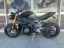 2021 Triumph Speed Triple RS 1200 Speed Triple Black