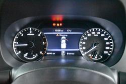 2021 Nissan Navara SL