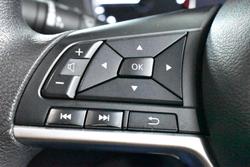 2021 Nissan Navara SL