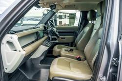 2021 Land Rover Defender 110 D300 SE