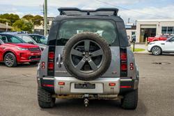 2021 Land Rover Defender 110 D300 SE