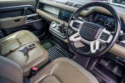 2021 Land Rover Defender 110 D300 SE