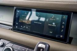 2021 Land Rover Defender 110 D300 SE