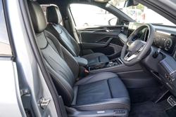 2025 Volkswagen Tiguan 195TSI R-Line