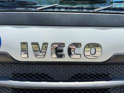 2014 Iveco Acco 2350G 320