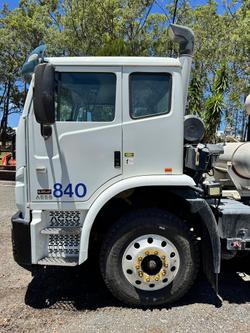 2014 Iveco Acco 2350G 320