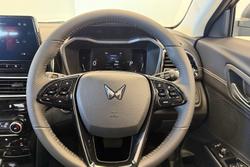 2025 Mahindra XUV3XO AX7L