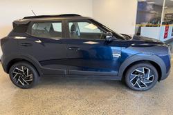 2025 Mahindra XUV3XO AX7L