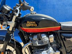 2022 Royal Enfield INTERCEPTOR 650 E5 CLASSIC Black