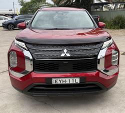 2022 Mitsubishi Outlander ES