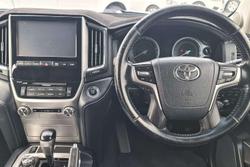 2017 Toyota Landcruiser VX