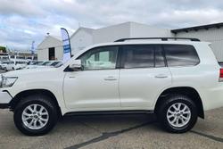 2017 Toyota Landcruiser VX