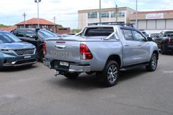 2017 Toyota Hilux SR5