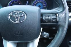 2017 Toyota Hilux SR5