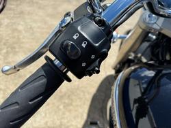 2016 TRIUMPH AMERICA Black