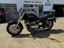 2016 TRIUMPH AMERICA Black