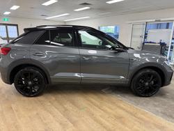 2025 Volkswagen T-Roc 140TSI R-Line