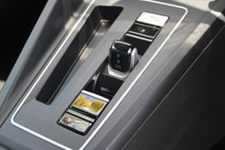 2021 Volkswagen Golf 110TSI Life 8 MY22 Pure White