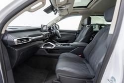 2025 LDV D90 Executive