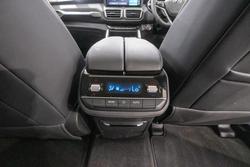 2025 LDV D90 Executive