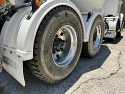 2012 Freightliner Fcx