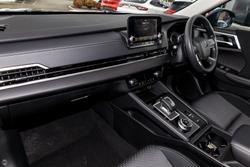 2025 Mitsubishi Outlander ES