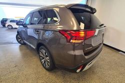2021 Mitsubishi Outlander LS