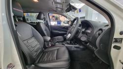 2025 Nissan Navara PRO-4X WARRIOR DUAL