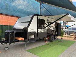 X Series RV Signature 19'6