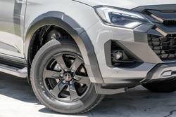 2025 Isuzu D-MAX X-TERRAIN