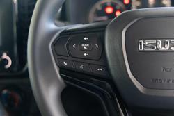 2025 Isuzu D-MAX X-RIDER
