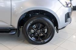 2025 Isuzu D-MAX X-RIDER
