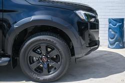 2025 Isuzu D-MAX X-TERRAIN