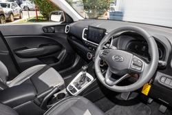2025 Hyundai Venue Active