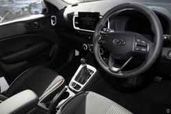 2025 Hyundai Venue Elite