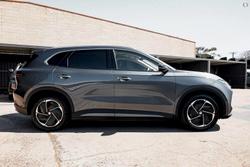 2025 MG MGS5 EV Essence 49