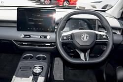 2025 MG MGS5 EV Essence 49
