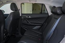 2025 MG HS Super Hybrid Essence