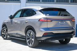 2025 MG HS Super Hybrid Essence