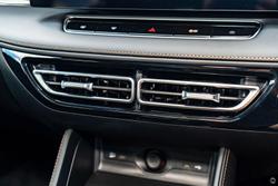 2025 MG HS Super Hybrid Essence