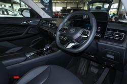 2025 MG HS Hybrid+ Essence