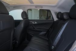 2025 MG HS Super Hybrid Essence