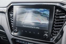 2025 Isuzu D-MAX BLADE